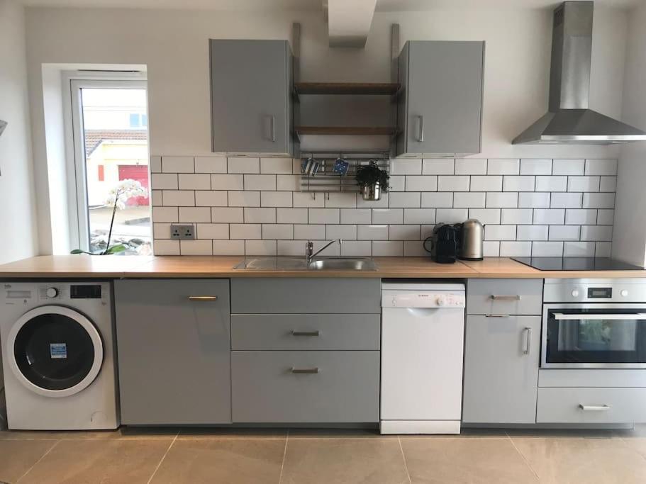 St Agnes Perfect Location, Hot Tub, Sea Views, Gym Lejlighed Eksteriør billede